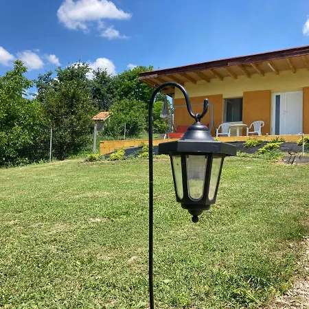 Hajnal A Tavaknál Maison d'hôtes *