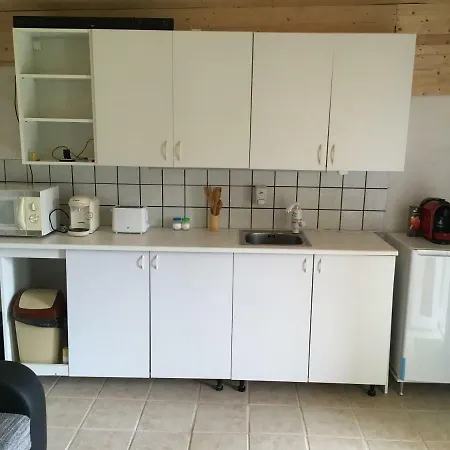 Hajnal A Tavaknál